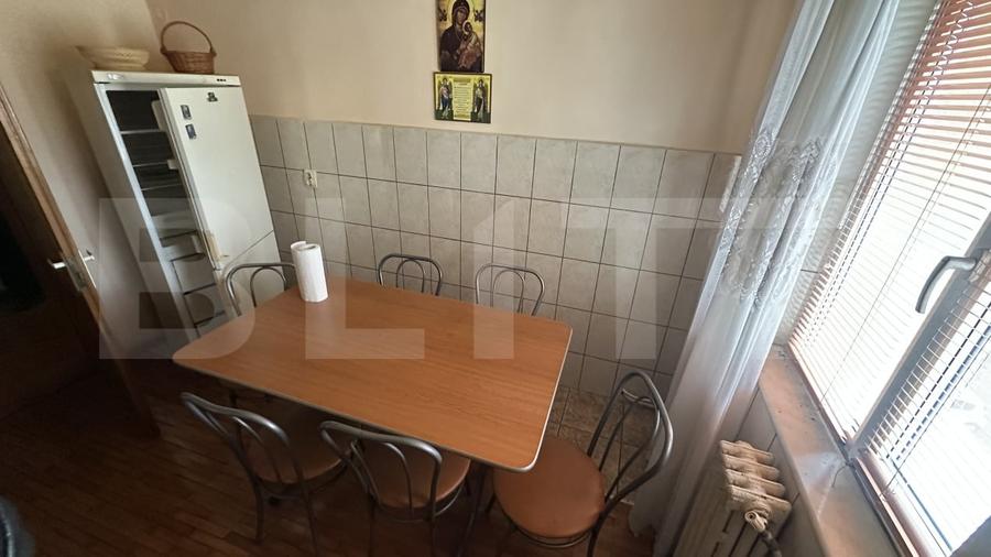 Apartament cu 3 camere decomandat, mobilat în Orăștie