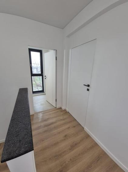 Duplex cu 4 camere cu Canalizare în Palazu Mare