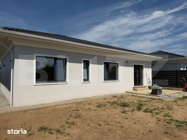 Casă cu 4 camere cu Teren 550 Mp în Bărăbanț