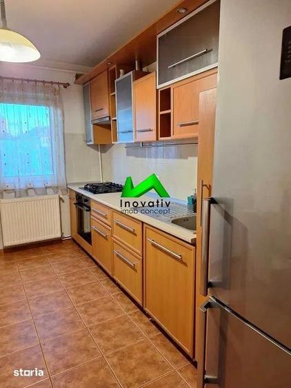 Apartament cu 4 camere decomandat, mobilat în Ștrand