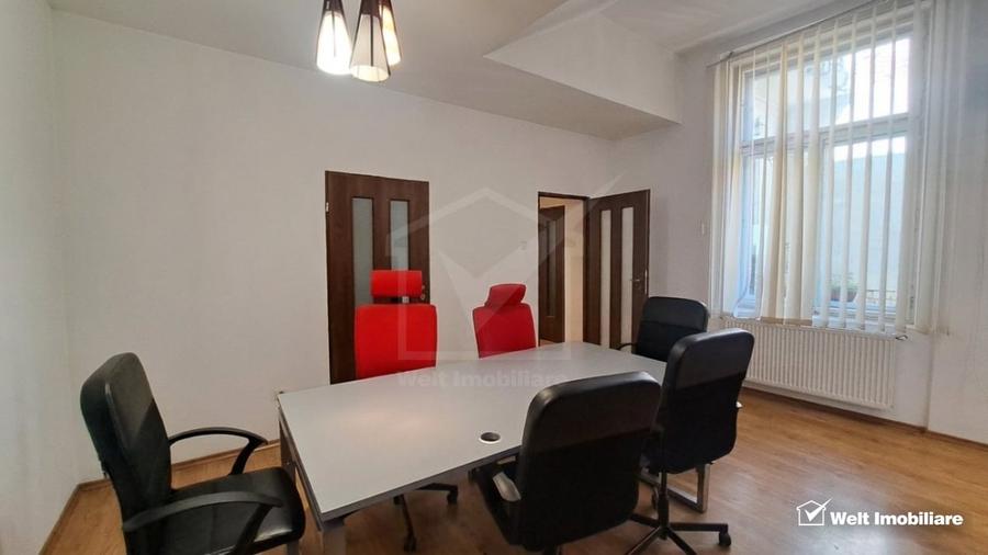 Apartament cu 2 camere semidecomandat, mobilat în Central