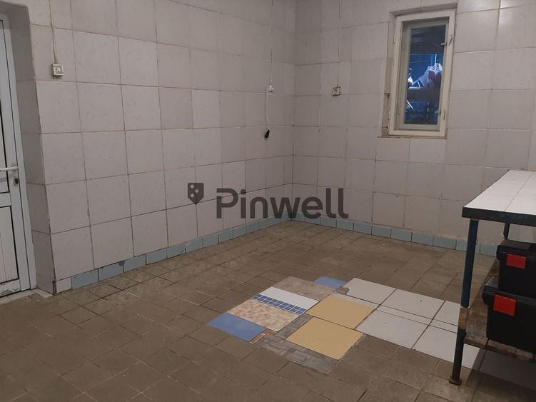 Spațiu comercial, de 60 mp, în Andronache