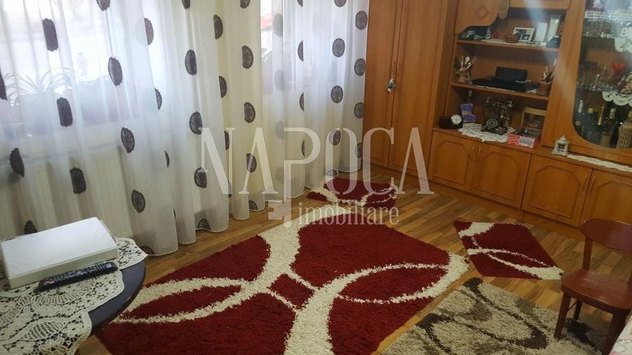 Casă individuală cu 3 camere cu Canalizare în Central