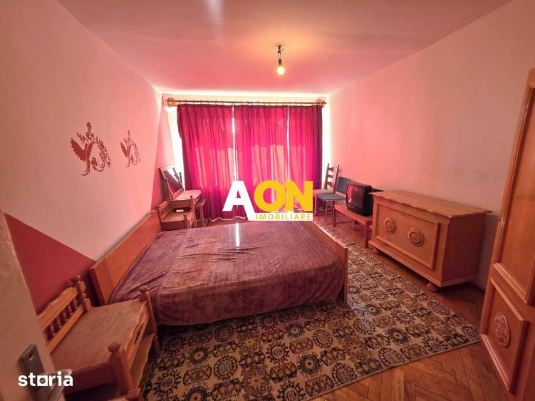 Apartament cu 3 camere decomandat, mobilat în Ultracentral