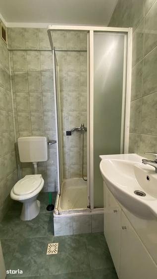 Garsonieră decomandată în Între Lacuri