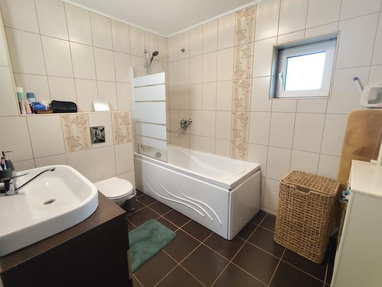 Apartament cu 3 camere semidecomandat de inchiriat in Sibiu zona Lazaret - 7