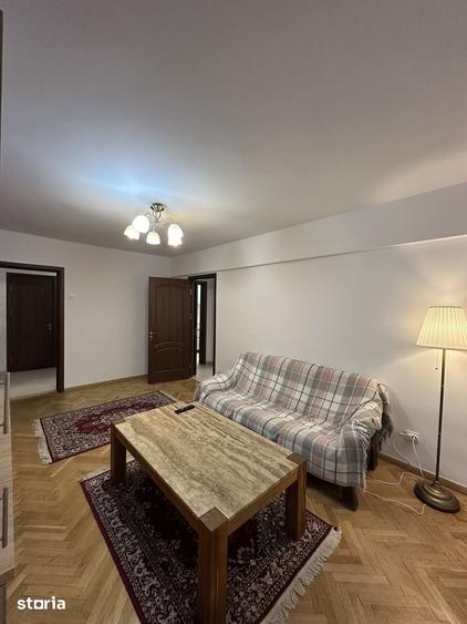 Apartament cu 3 camere în Central