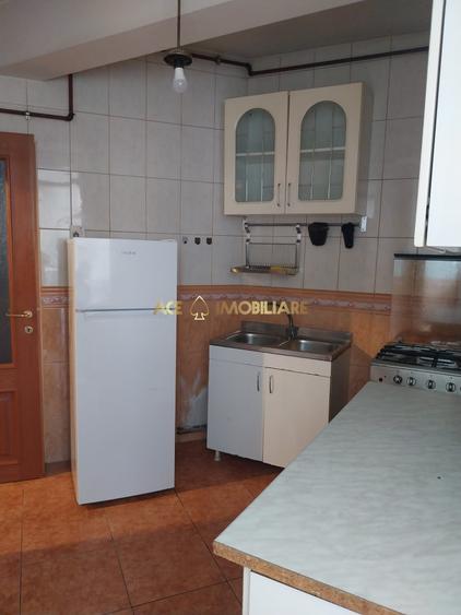 Apartament cu 2 camere decomandat, mobilat în Centrul Istoric