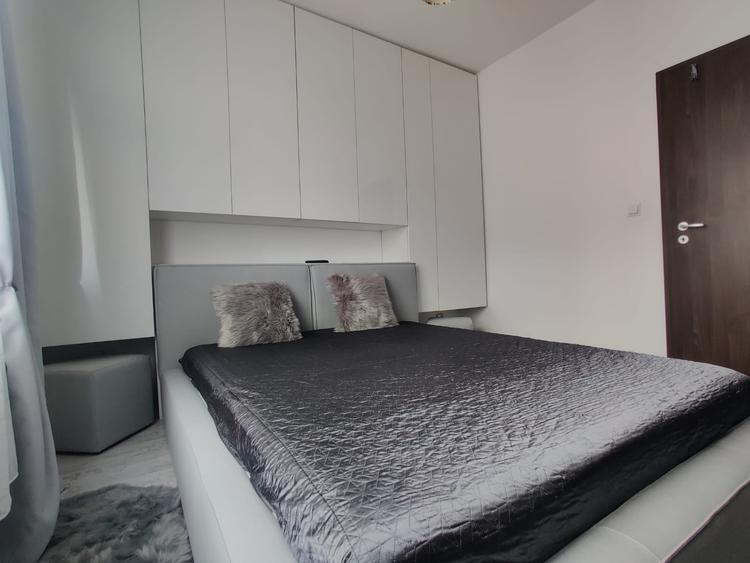 Apartament cu 2 camere semidecomandat în Giroc