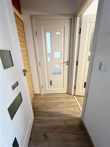 Apartament cu 2 camere semidecomandat, mobilat în Tractorul
