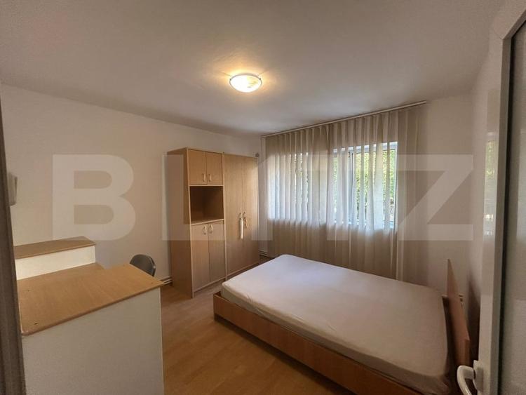 Apartament cu 3 camere decomandat, mobilat în Zorilor