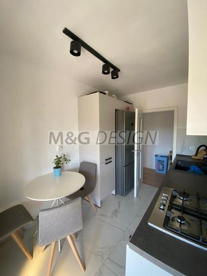 Apartament cu 2 camere decomandat, mobilat în Mircea cel Bătrân