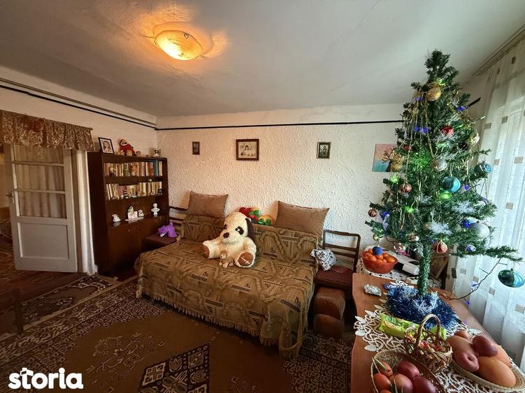 Casa demolabila ?i teren 800mp cu toate utilita?ile deschidere 26,5mp - 11