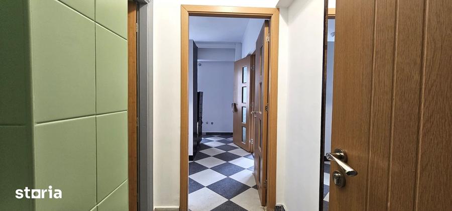 Apartament cu 3 camere, mobilat în Decebal