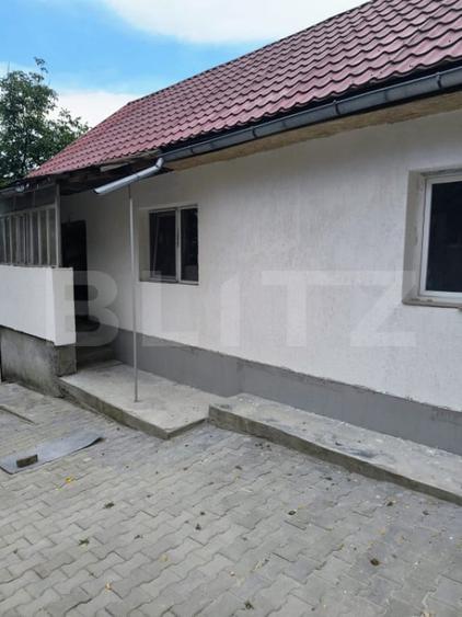 Casă cu 2 camere cu Teren 274 Mp în Central