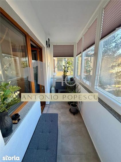 Apartament cu 3 camere decomandat, mobilat în Central