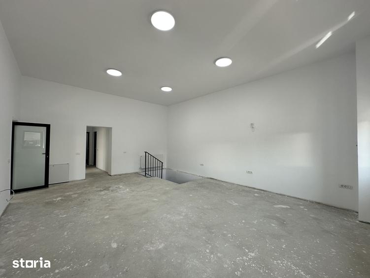 Spațiu comercial, de 110 mp, în Central