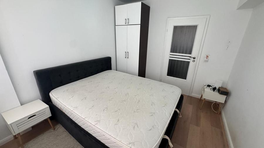 Apartament cu 3 camere decomandat, mobilat în Turnișor