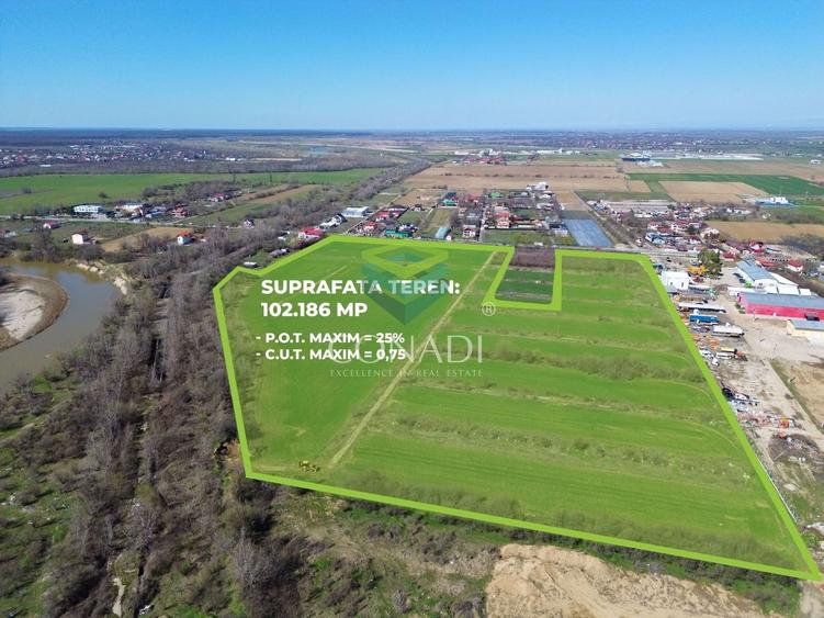 Teren Construcții intravilan de 102186 mp, în Central