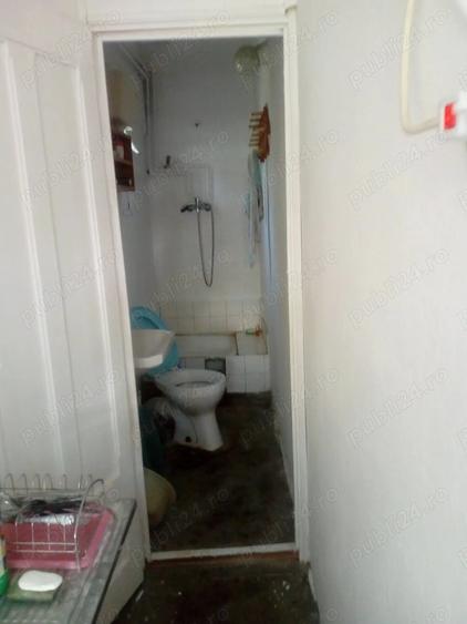 Casă cu 5 camere în Tăriceni