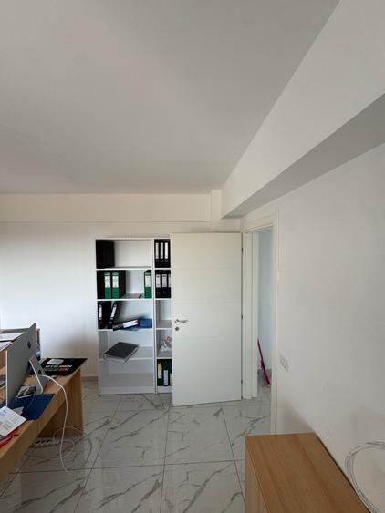 Apartament cu 2 camere decomandat în Exterior Vest