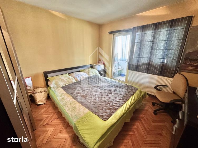 Apartament cu 3 camere, mobilat în Soarelui