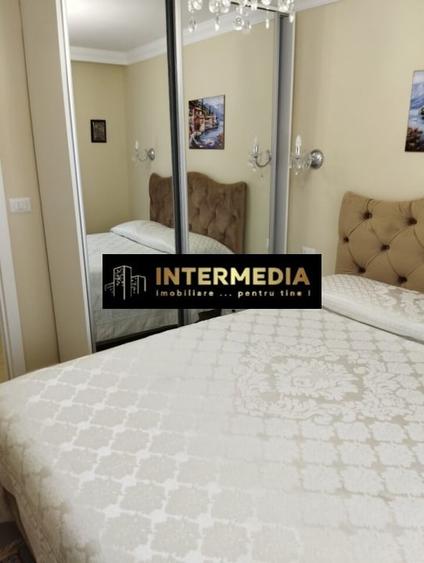 Apartament cu 3 camere semidecomandat, mobilat în Ampoi 1