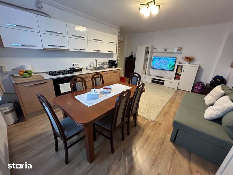 Apartament cu 3 camere în Turnișor