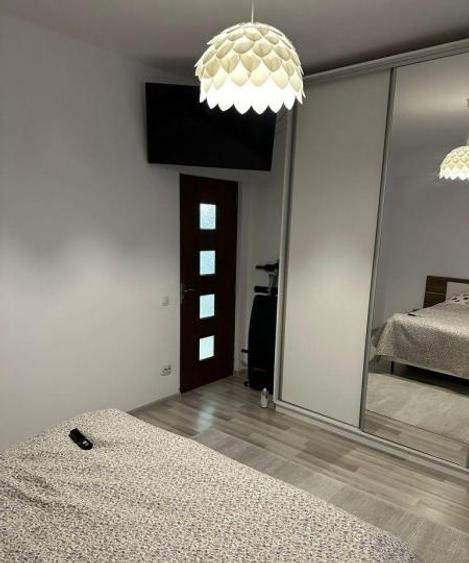Apartament cu 2 camere decomandat, mobilat în Berceni