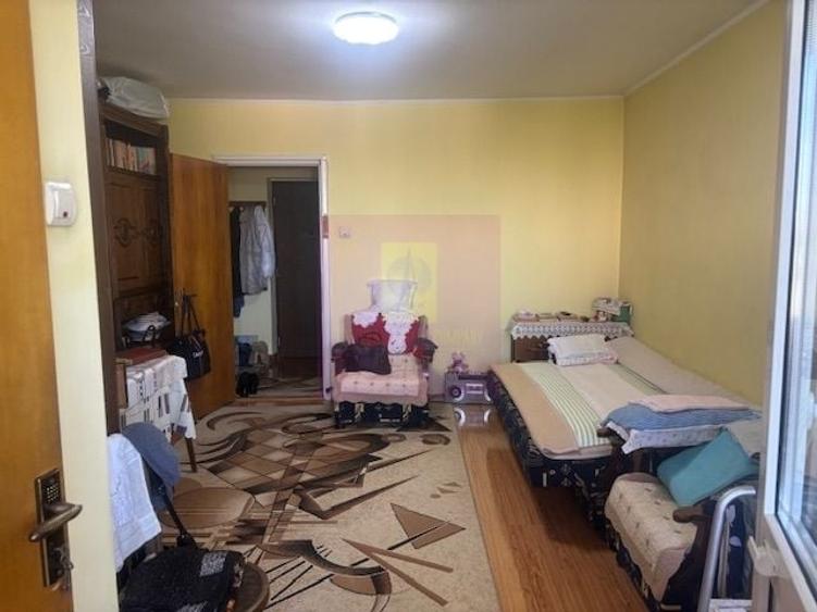 Garsonieră semidecomandată în Titan
