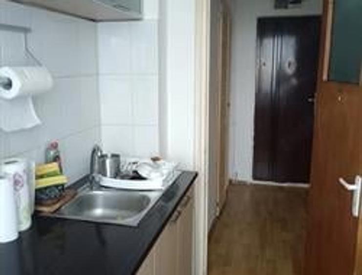 Apartament cu 2 camere semidecomandat în Obor