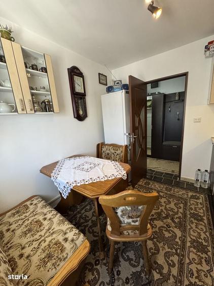 Urgent doua camere liceul Roman Voda - 8