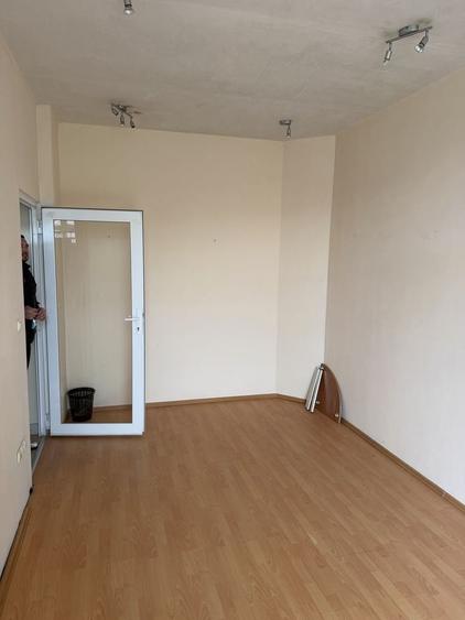 Spațiu comercial, de 15 mp, în Ciumbrud
