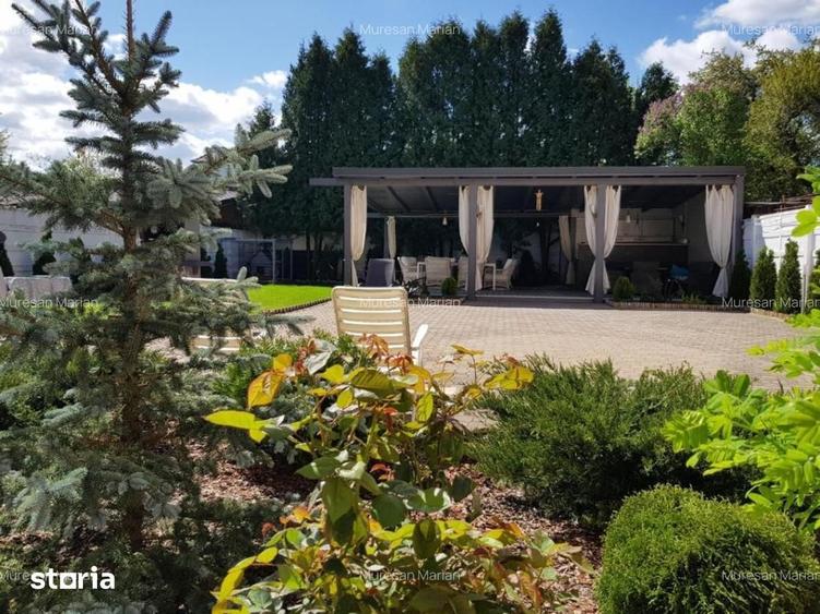 Apartament cu 4 camere, mobilat în Central