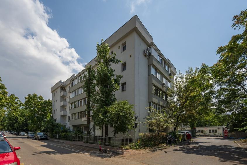 Garsonieră decomandată în Vitan Mall