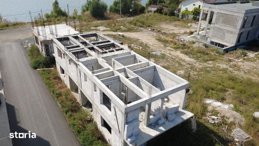Casă cu 4 camere cu Teren 250 Mp în Central