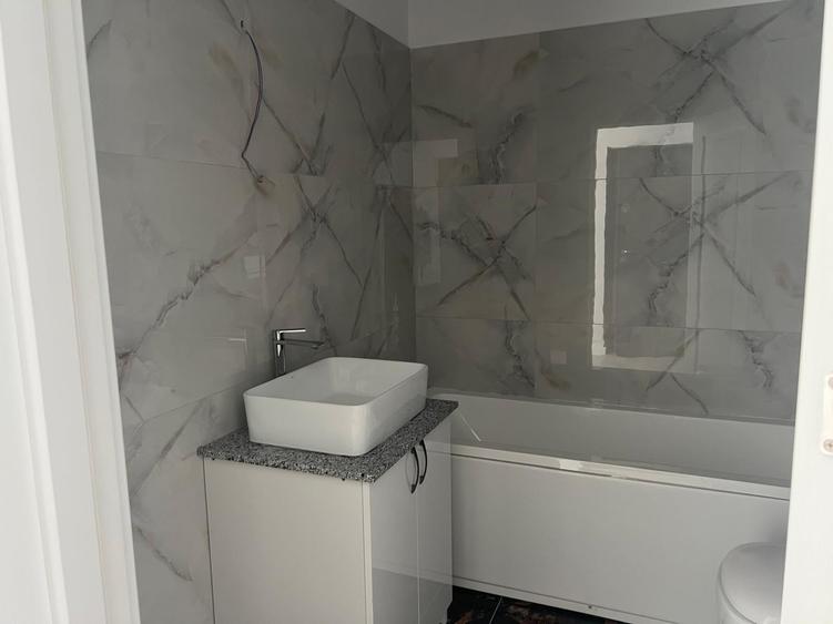 Garsonieră decomandată în Nicolina