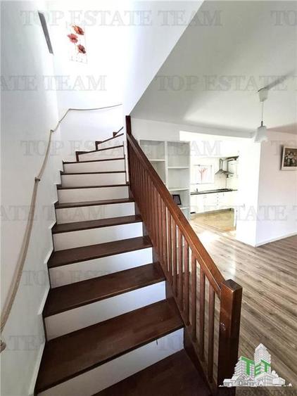 Duplex cu 4 camere cu Teren 255 Mp în Corbeanca