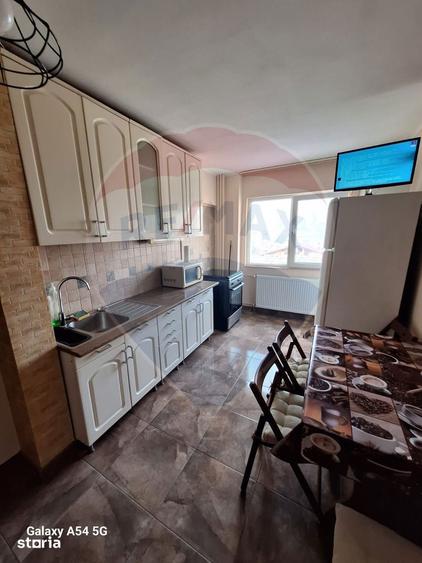 DE INCHIRIAT Apartament 3 camere zona Lacul Tei - 6