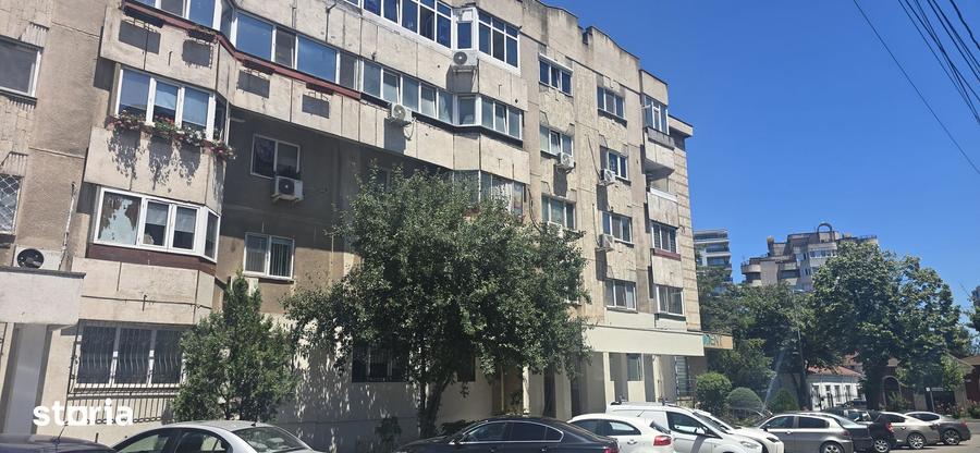 Apartament cu 2 camere în Tomis II