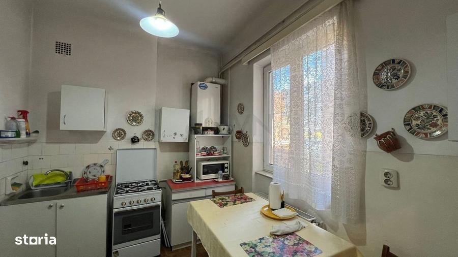 Apartament cu 3 camere, mobilat în Gara de Nord