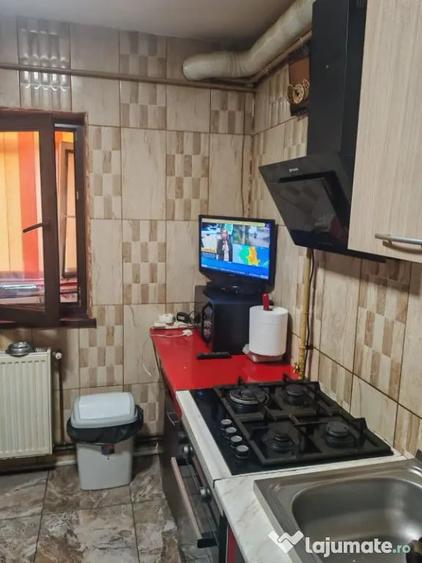 Apartament cu 2 camere decomandat în Faleză