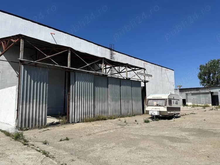 Spațiu comercial, de 900 mp, în Industrială