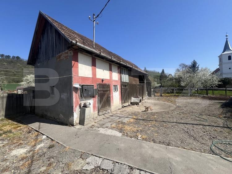 Casă individuală cu 3 camere cu Canalizare în Dileu Nou