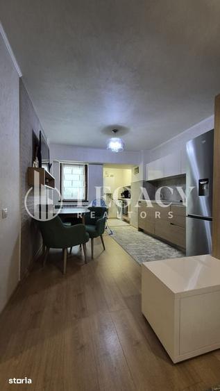 Apartament cu 4 camere decomandat în Ultracentral