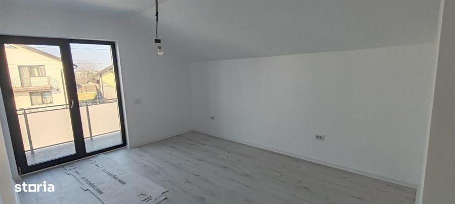 Casă cu 4 camere în Clinceni