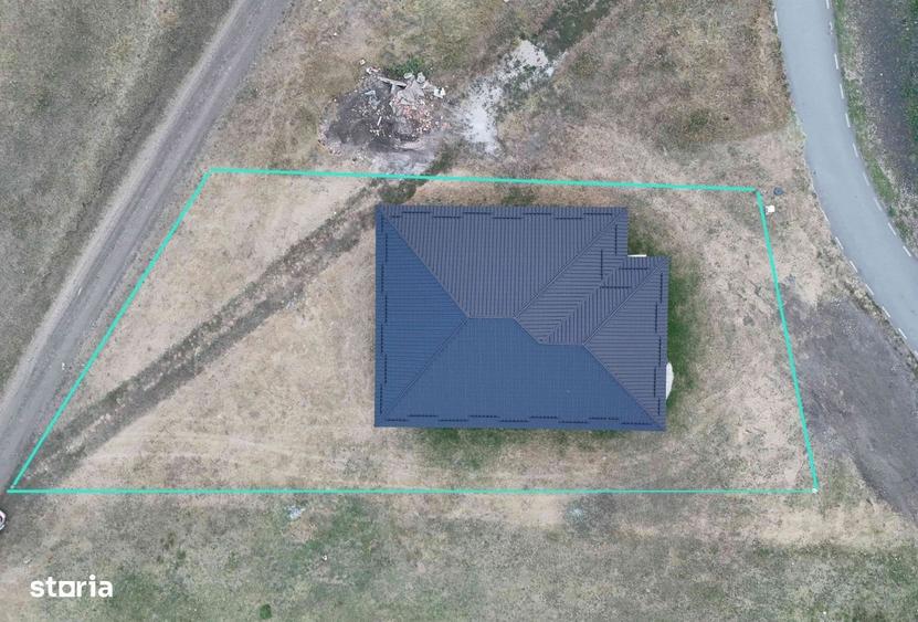 Casă cu 3 camere cu Teren 1000 Mp în Șăulia