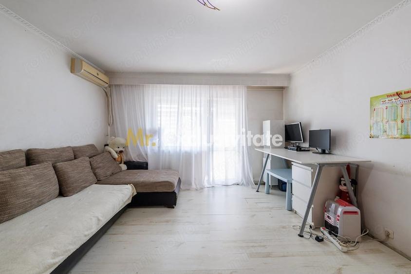 Apartament cu 2 camere semidecomandat în Prundu
