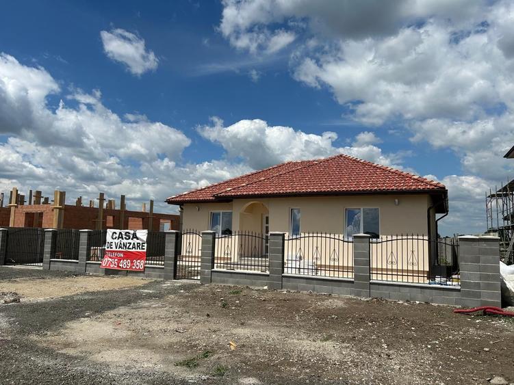 Casă cu 4 camere în Șag