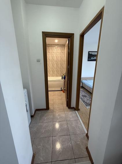 Apartament cu 2 camere semidecomandat în Dacia
